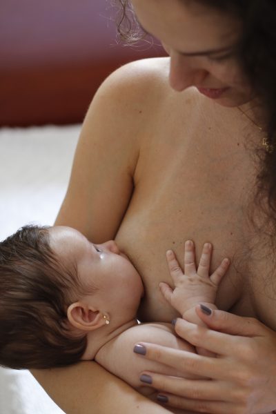 breastfeeding-1570695_1920 breastfeeding-1570695_1920